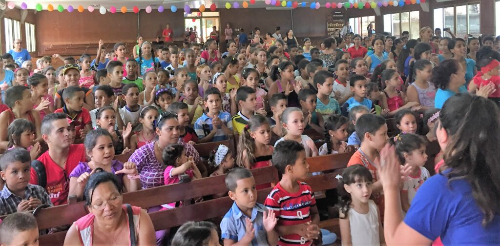 Children's VBS - Moa, Cuba